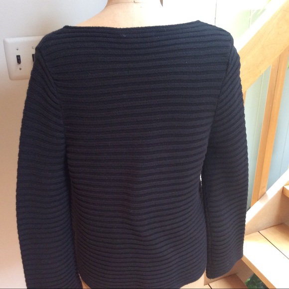 Sweater - Picture 4 of 7